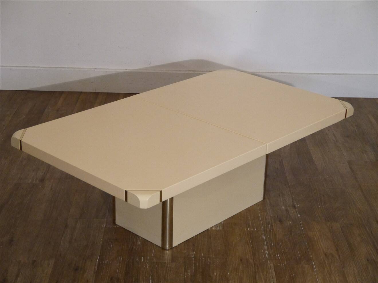 1970s lacquered lift-top coffee table