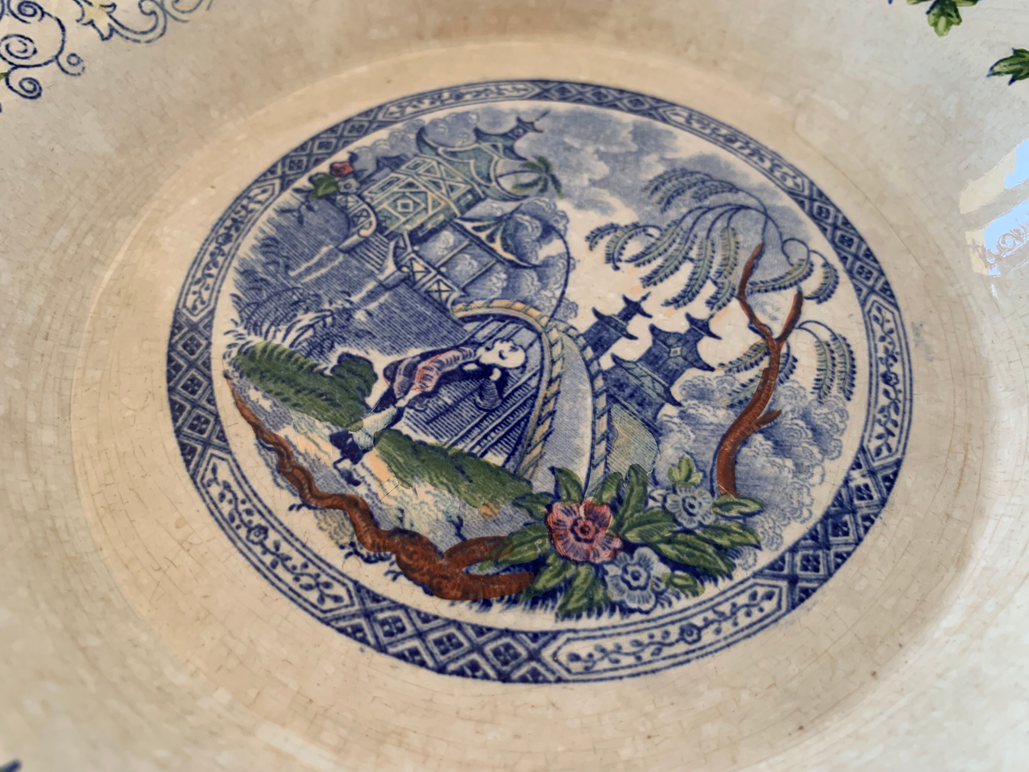 Digoin & Sarreguemines dish