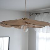 Flower suspension