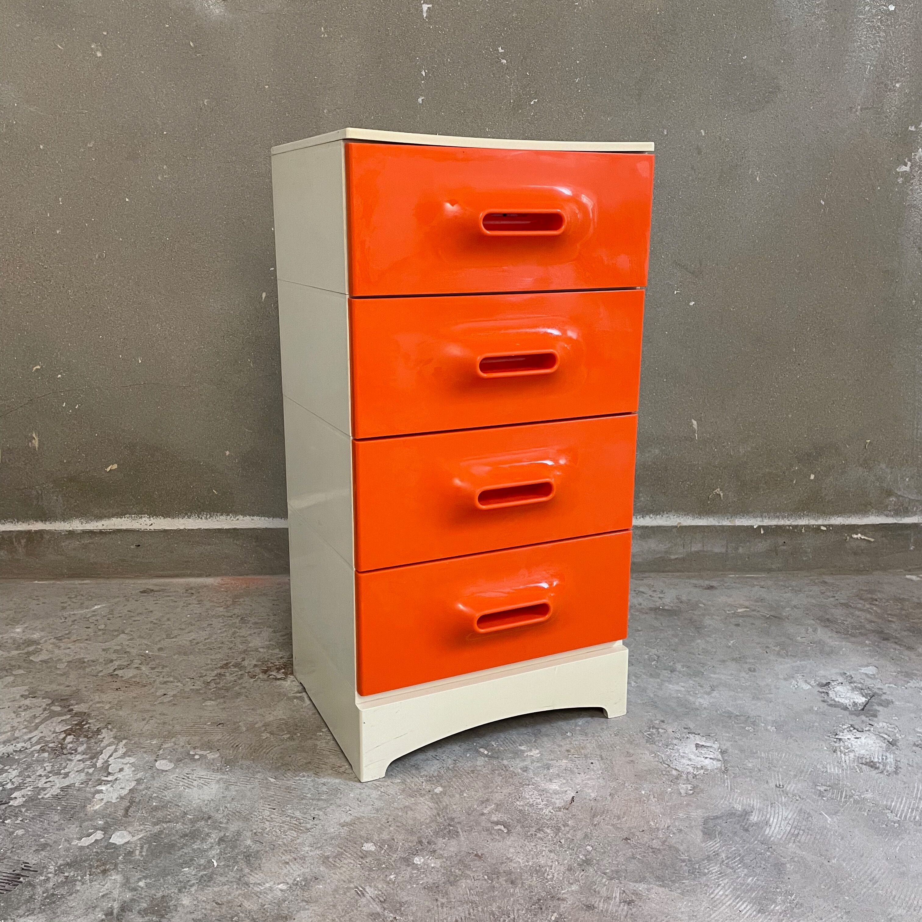 Vintage chest of drawers for Prisunic
