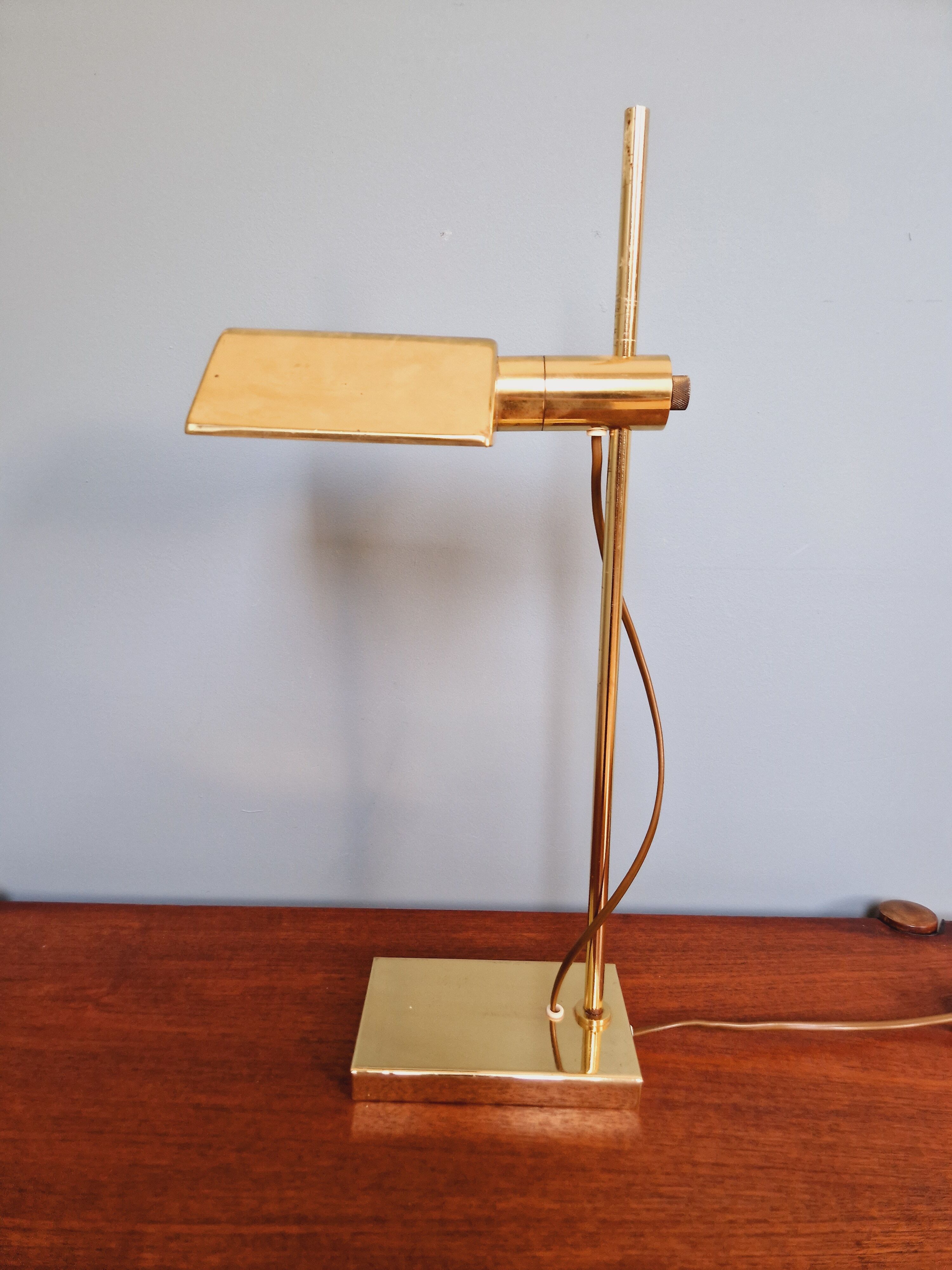 Vintage brass desk lamp, 70s