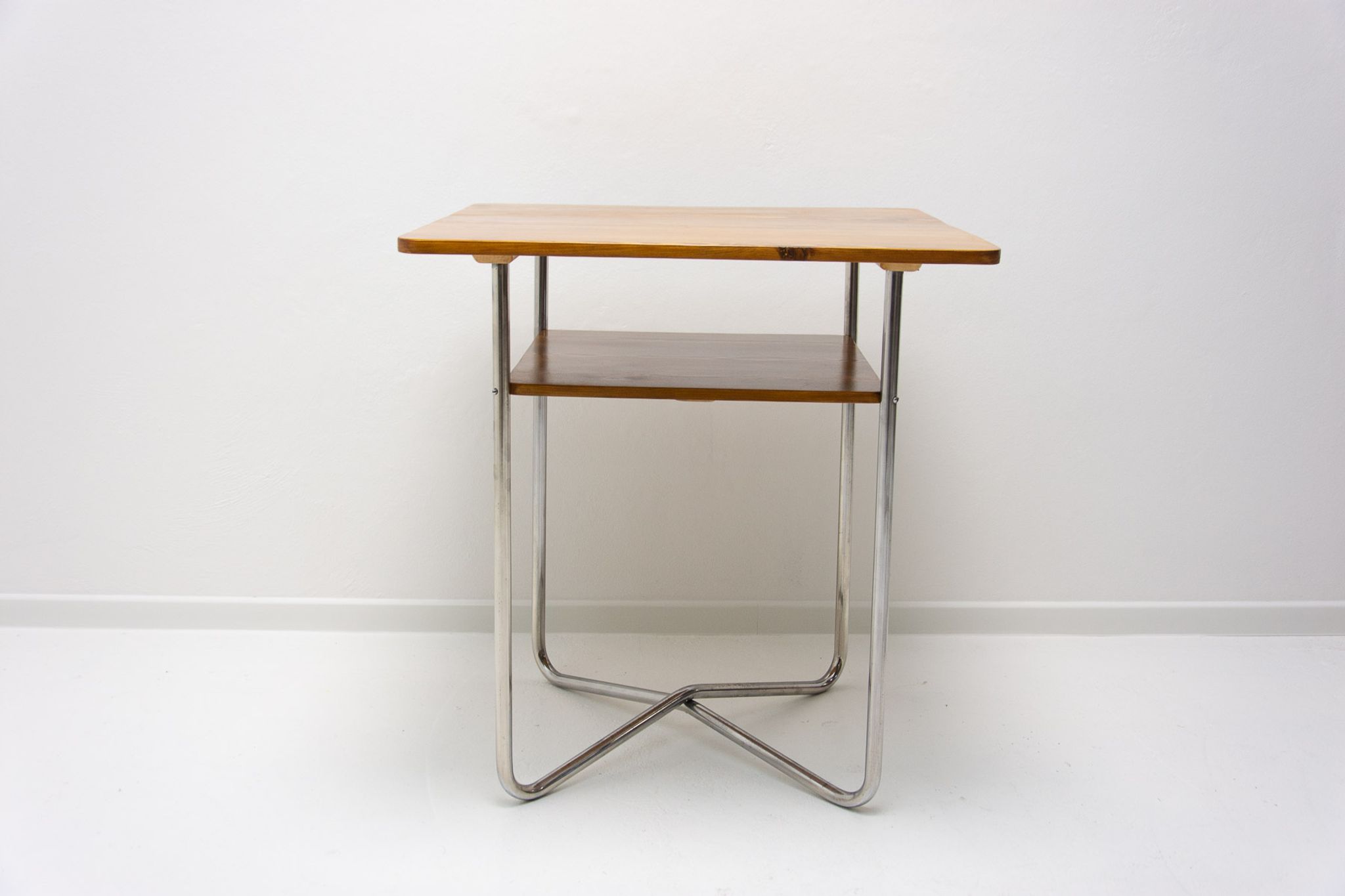 Bauhaus coffee table, Czechoslovakia, 1930´s