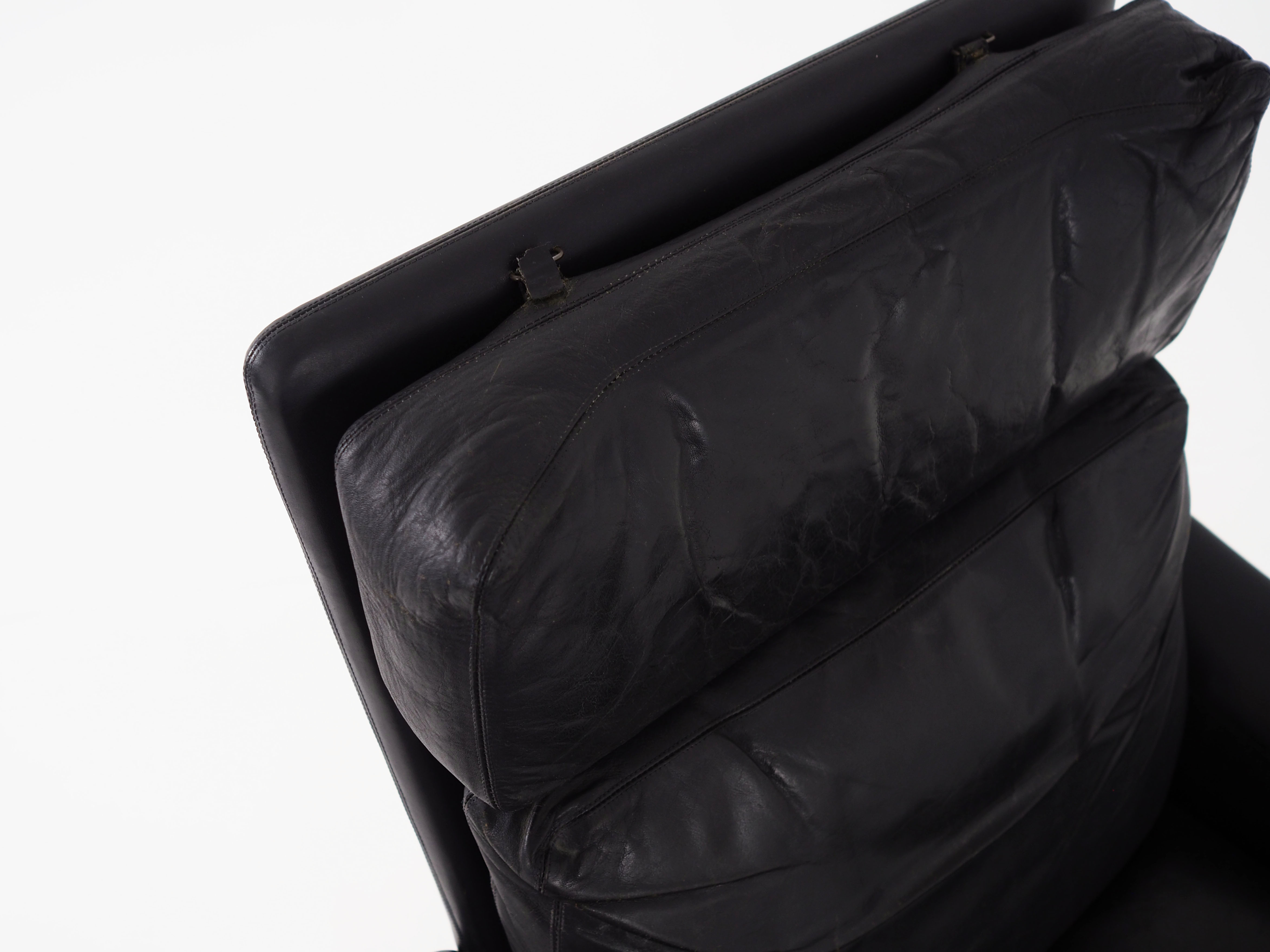 Leather armchair by Hans Olsen