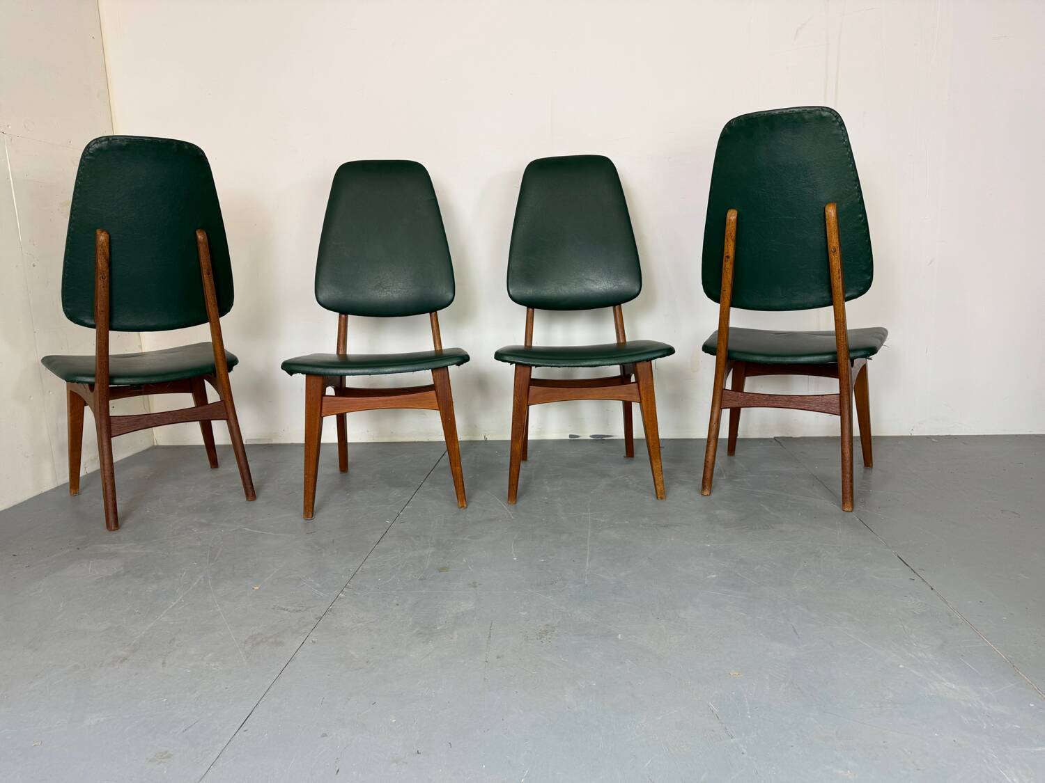 Chaises de salle à manger vintage en teck à dossier haut, design danois norvégien Bruk Sorheim