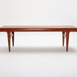 Extendable coffee table designed by Johannes Andersen for Uldum Møbelfabrik, Denmark, 1960s.