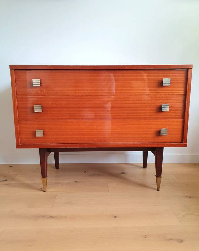 Commode vintage