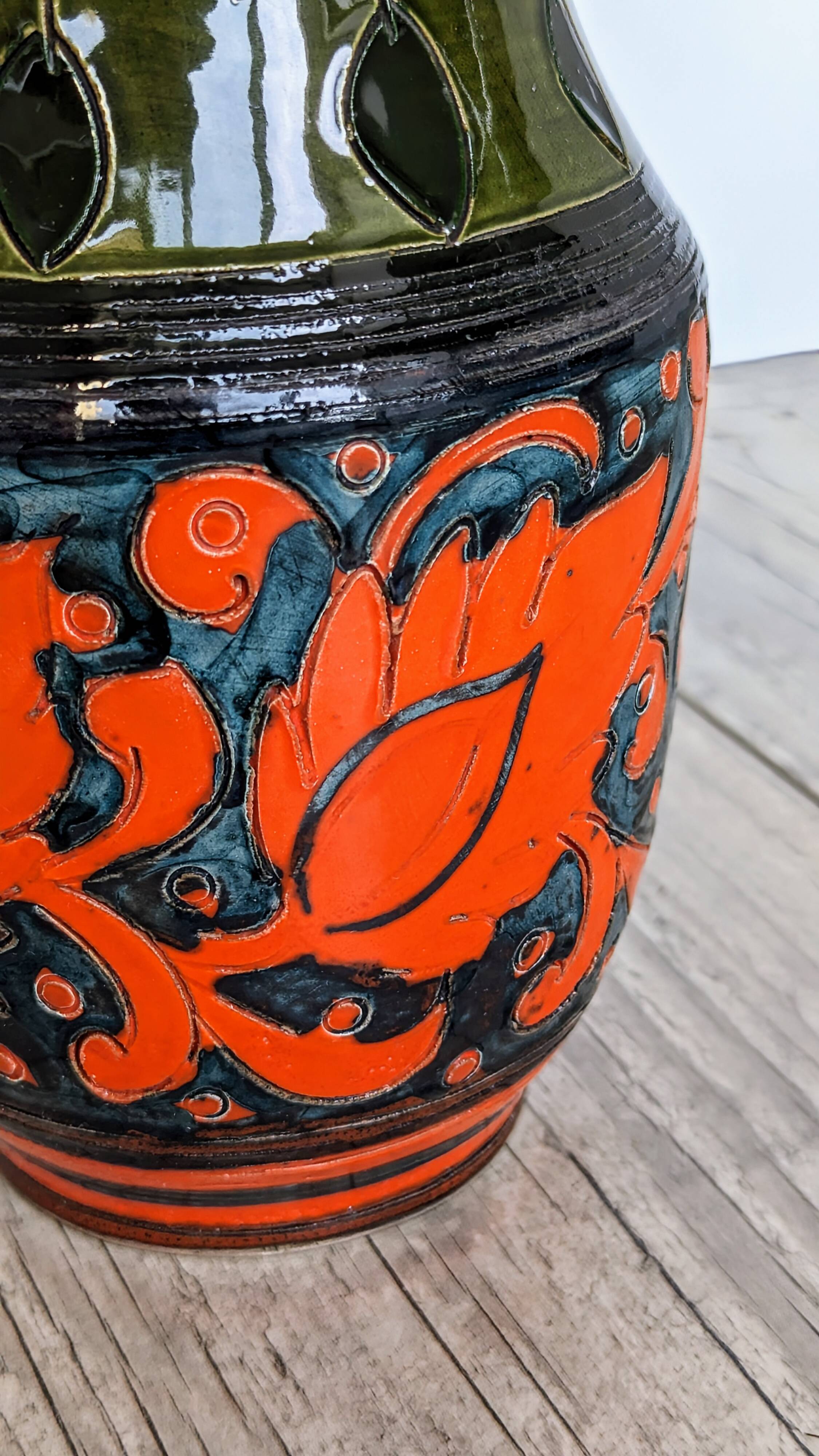 Sgraffito Scraffito enameled ceramic vase in green and orange colors - Year 1950