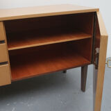 Dressing table with mirror