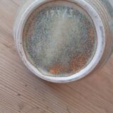 Flower-shaped stoneware vase