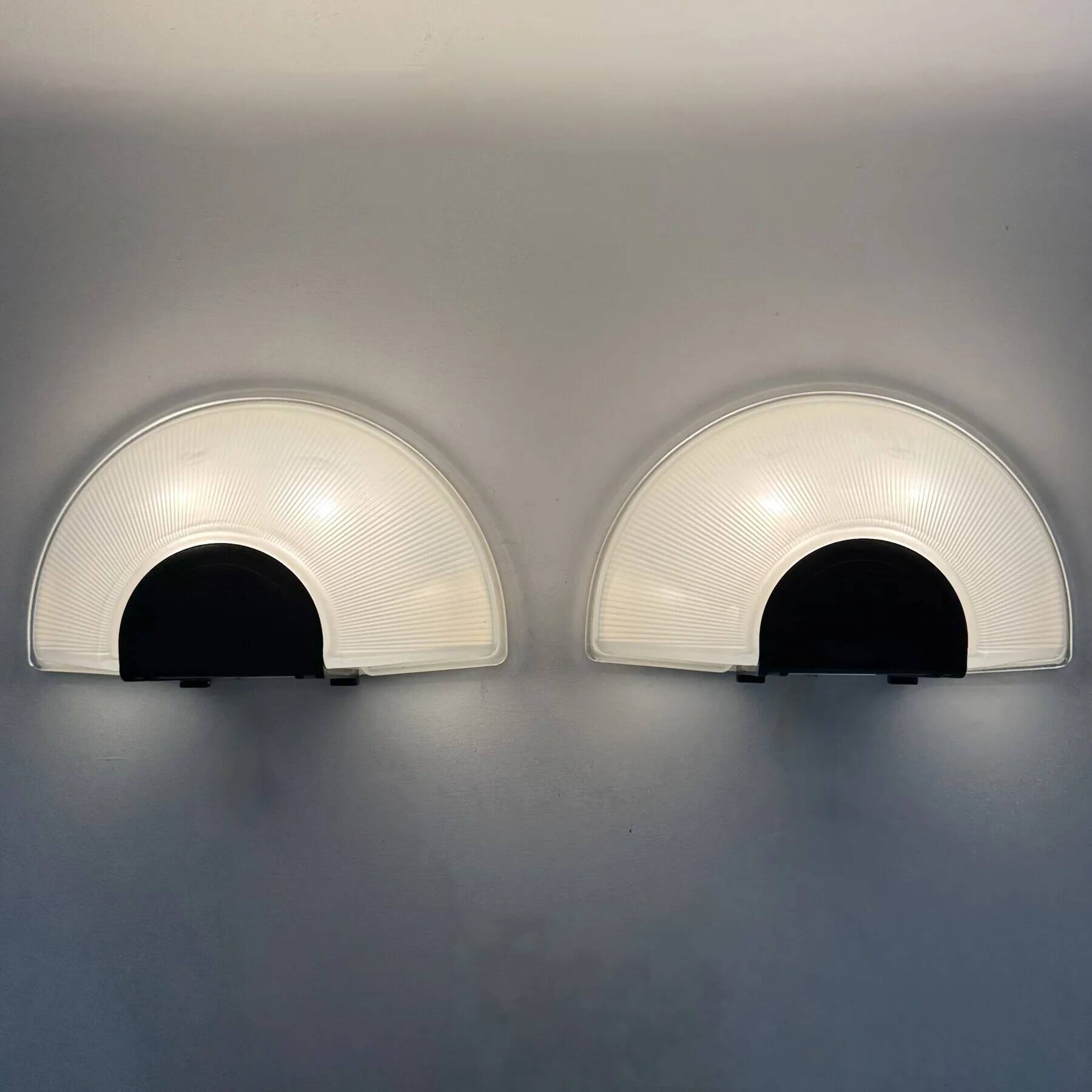 Set of 2 glass Prisma wall lamps MEGA, 1980s, Italy