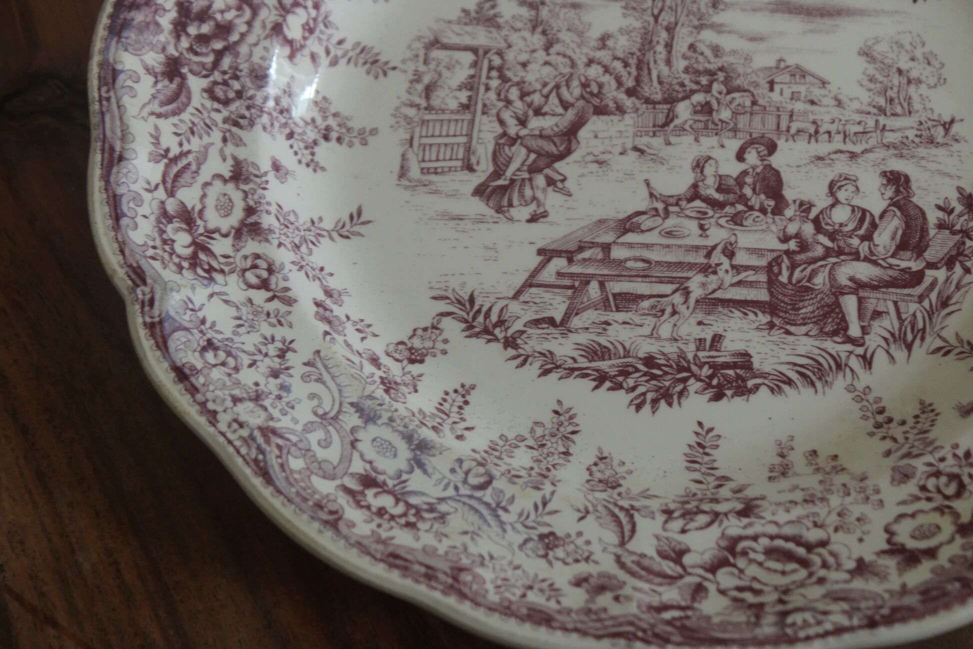 Large vintage shallow dish Lunéville KG – French earthenware, purple country decor – 30 cm