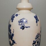 Ceramic lamp with Asian decoration with matching lampshade.