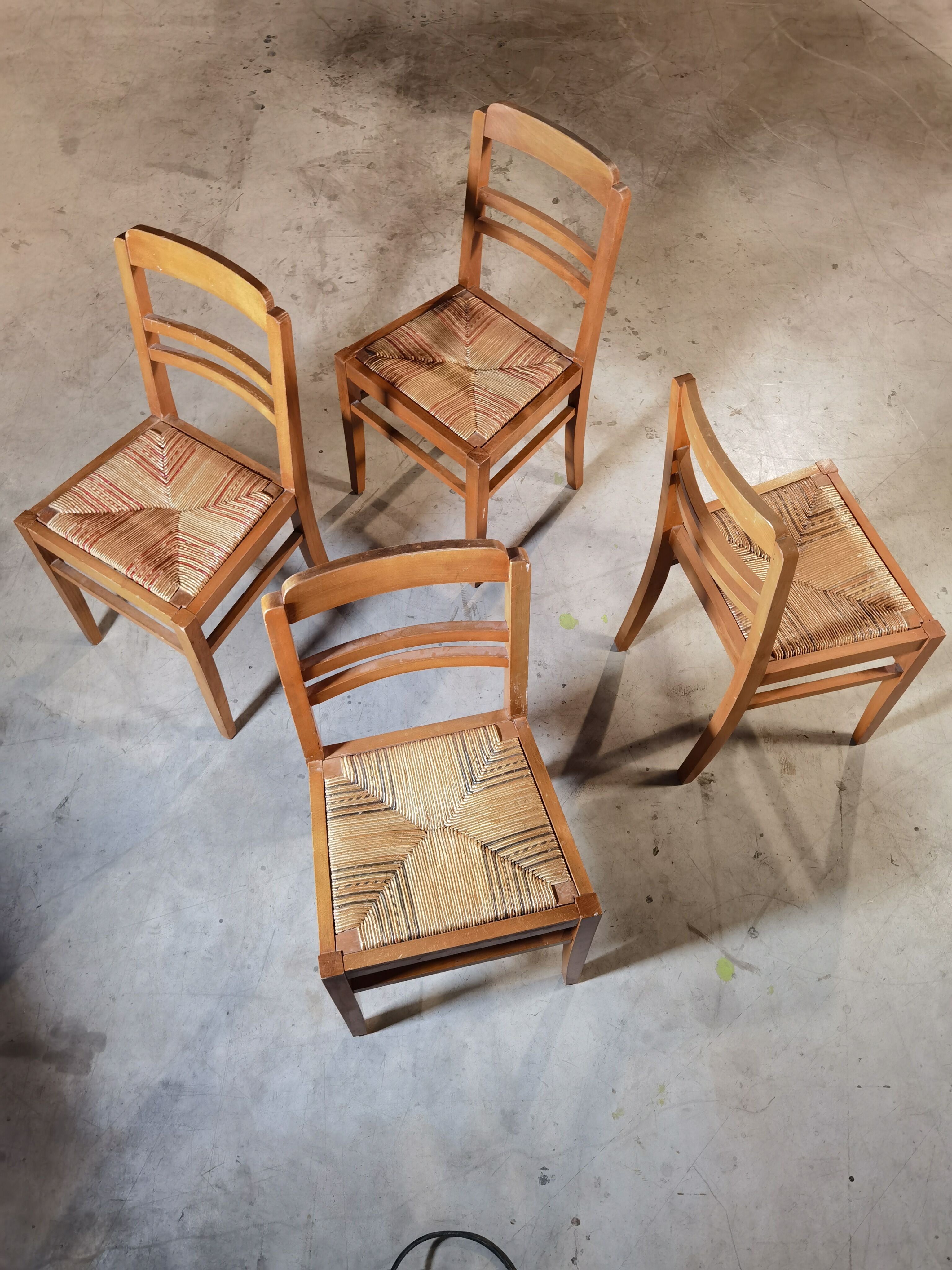 Set of 4 straw and wood chairs
