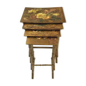 Série de 4 tables gigognes