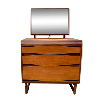 Vintage chest of drawers with mirror White & Newton