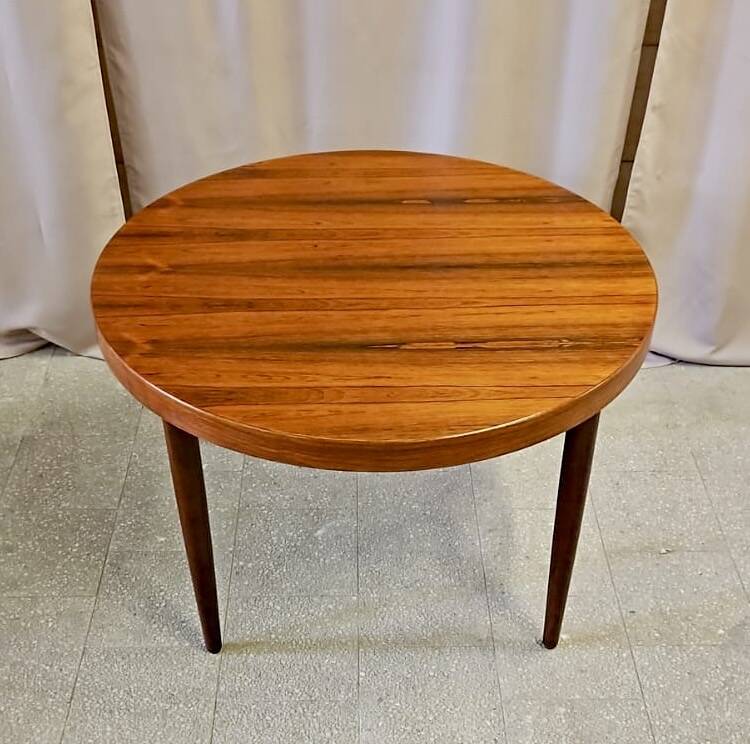 Danish mid-century extendable rosewood dining table 1960s