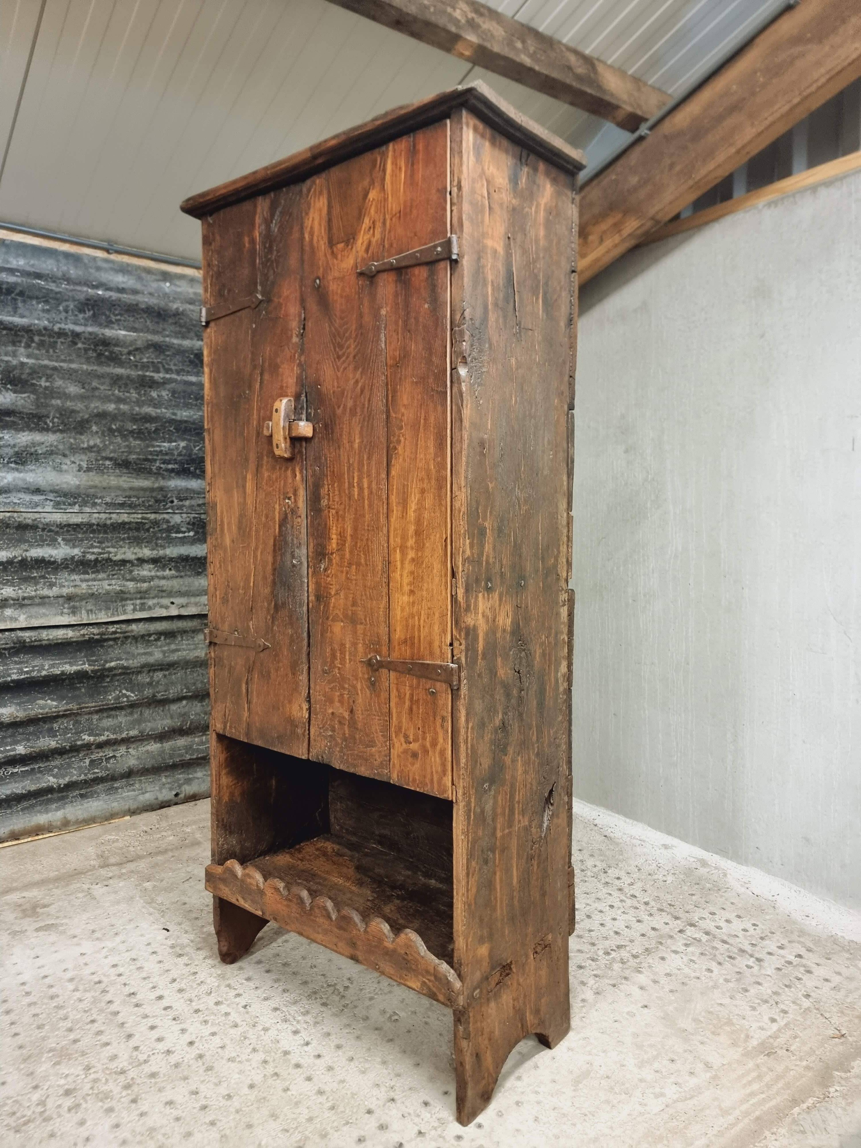 Antique Spanish cabinet chestnut 18th century 88 x 190 cm
