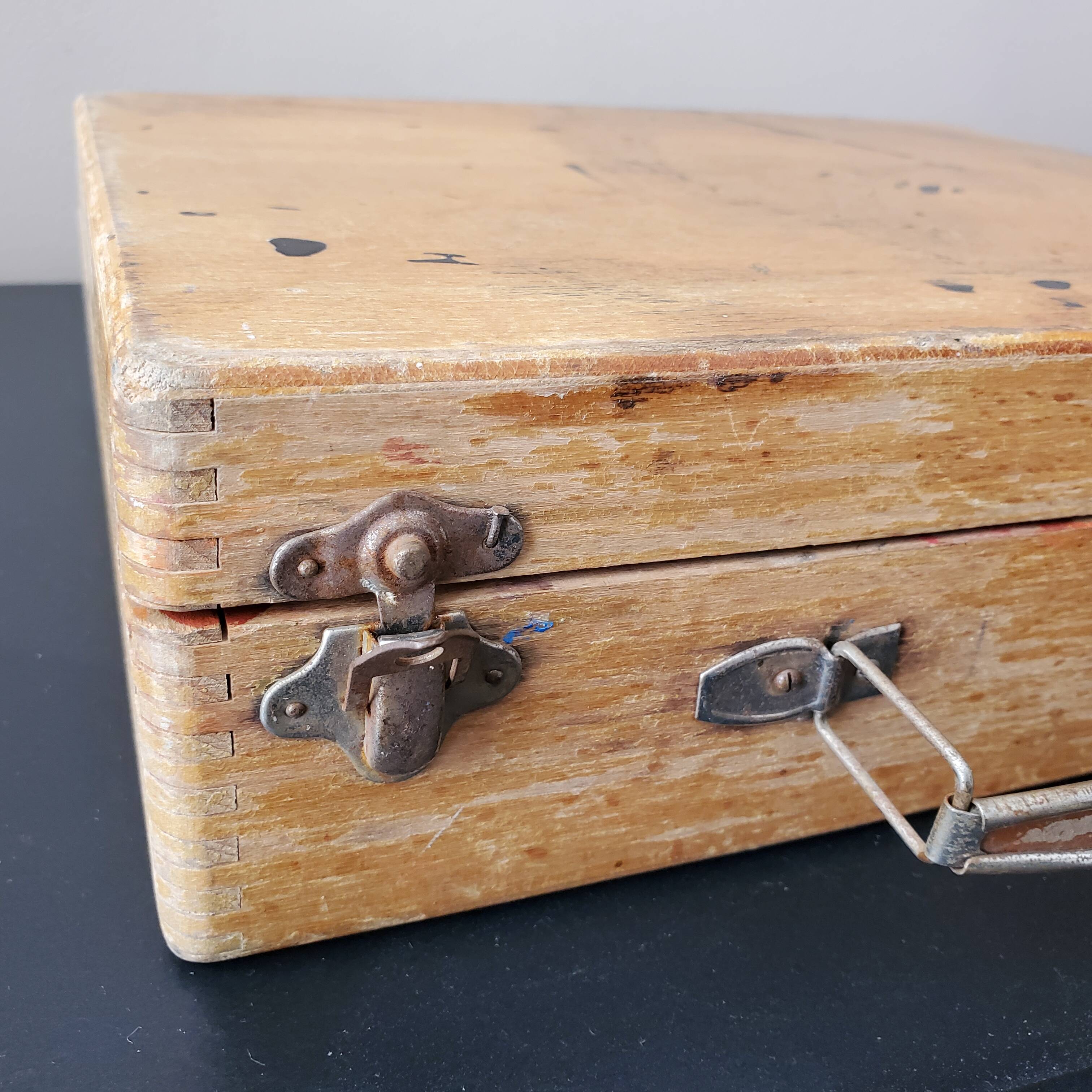 Old wooden painter's case box