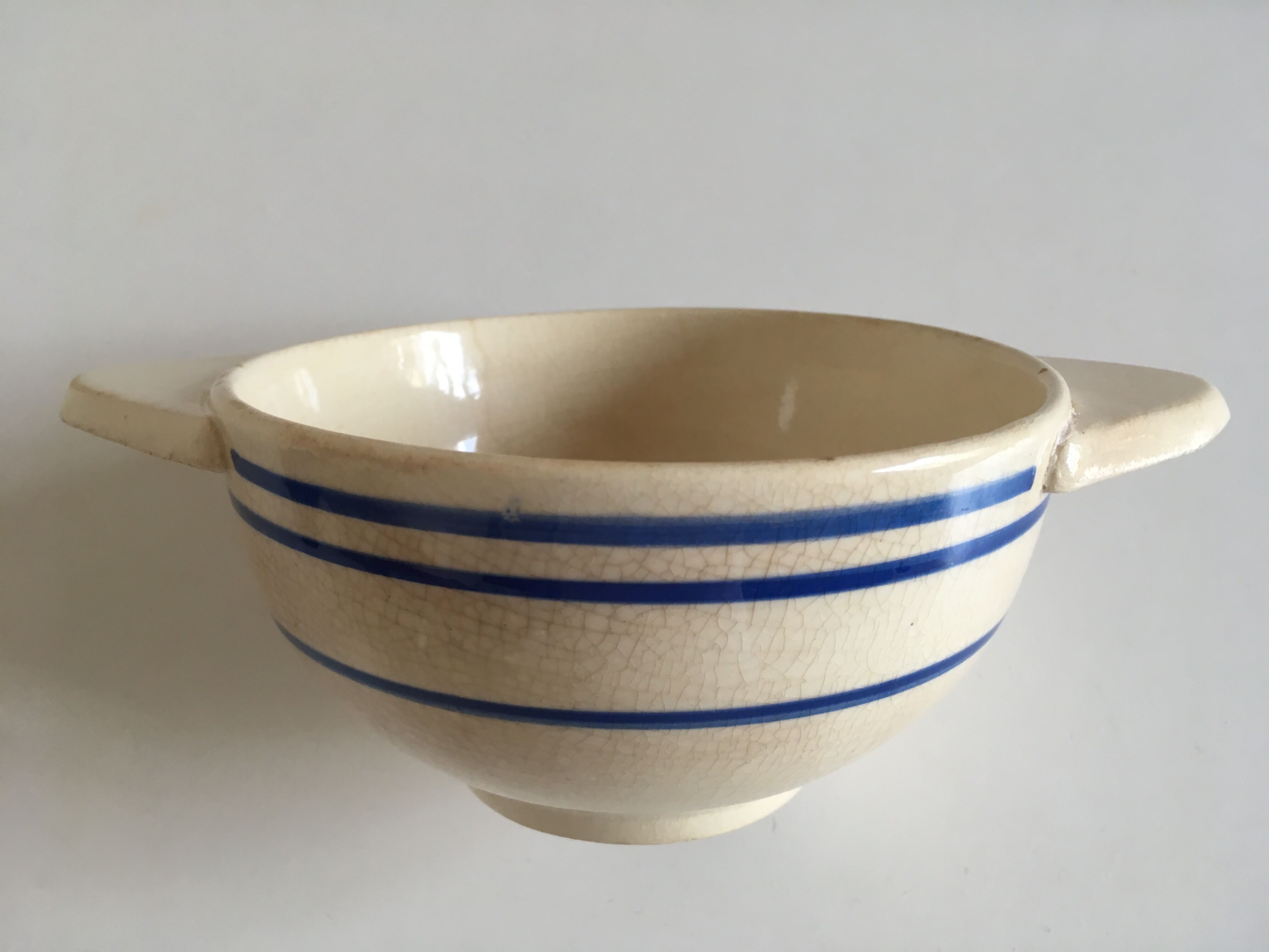 Gien pair of weak bowls 1910