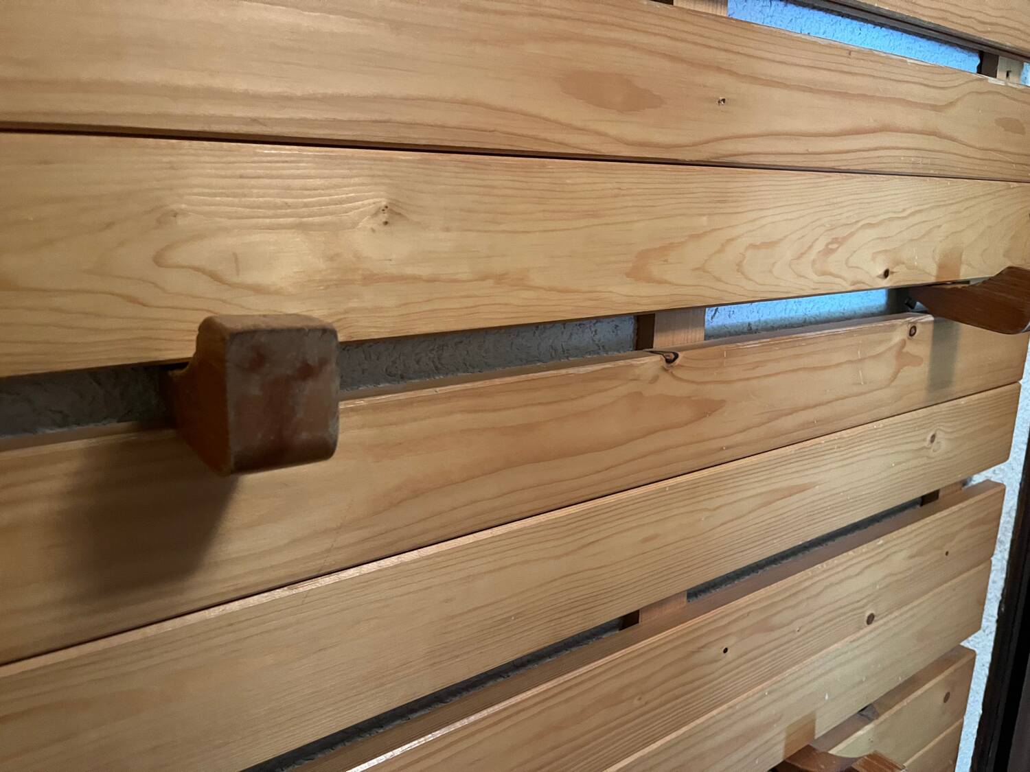 Solid wood wall coat rack