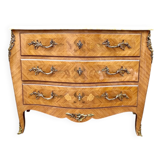 Louis XV chest of drawers inlaid with 20th century marquetry