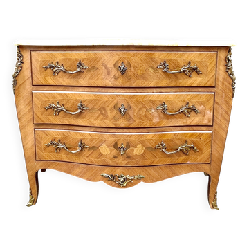 Louis XV style commode in marquetry, 20th century.