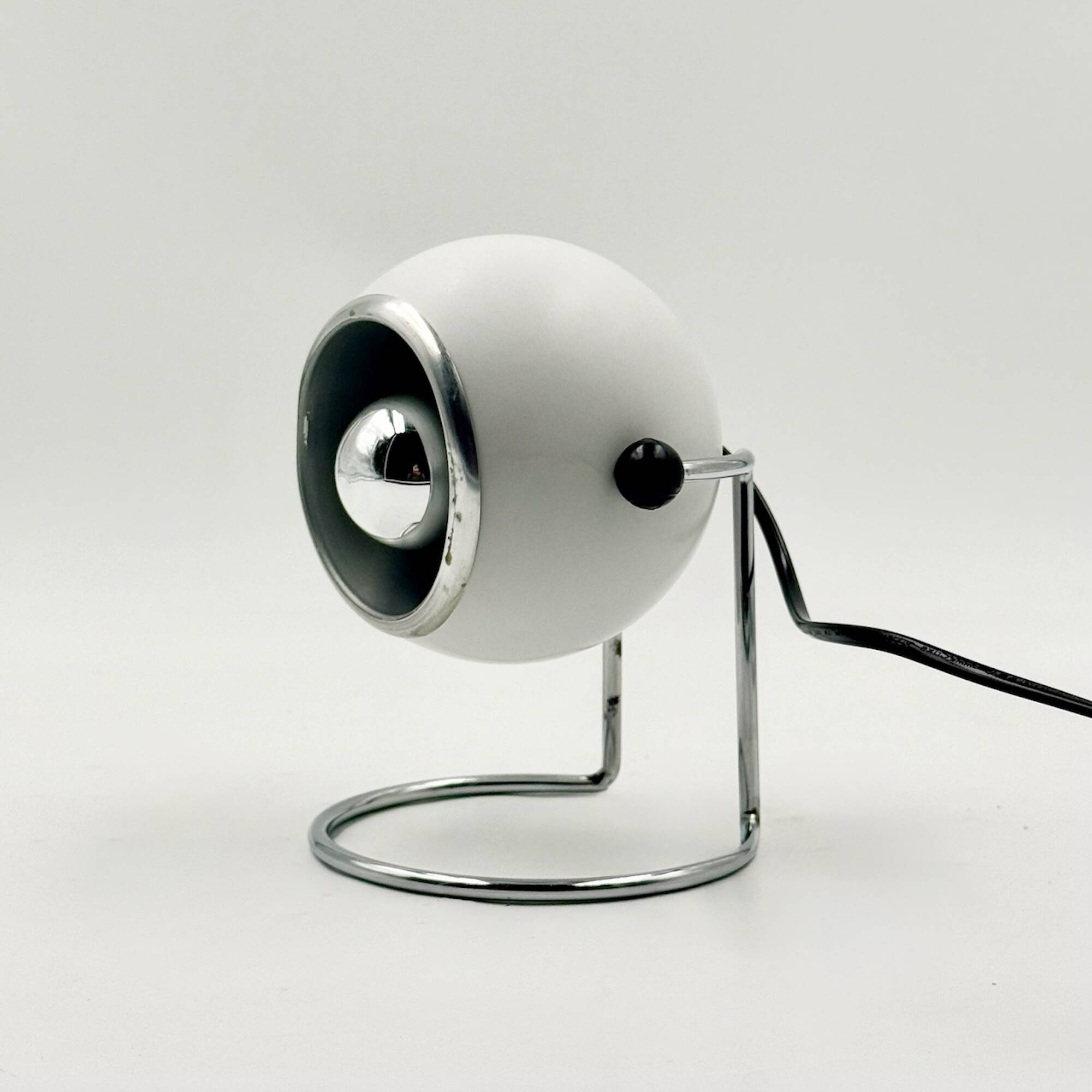 Lampe de table eyeball Targetti chrome design spatial Italie années 70