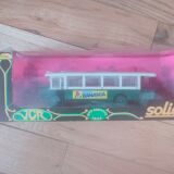 Banania solido miniature bus