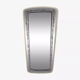 Rearview mirror and screen-printed with gold outline and black edging