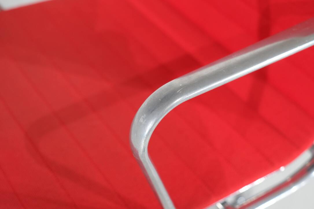 "EA 117" armchair by Charles Ray Eames for ICF, USA 1969.