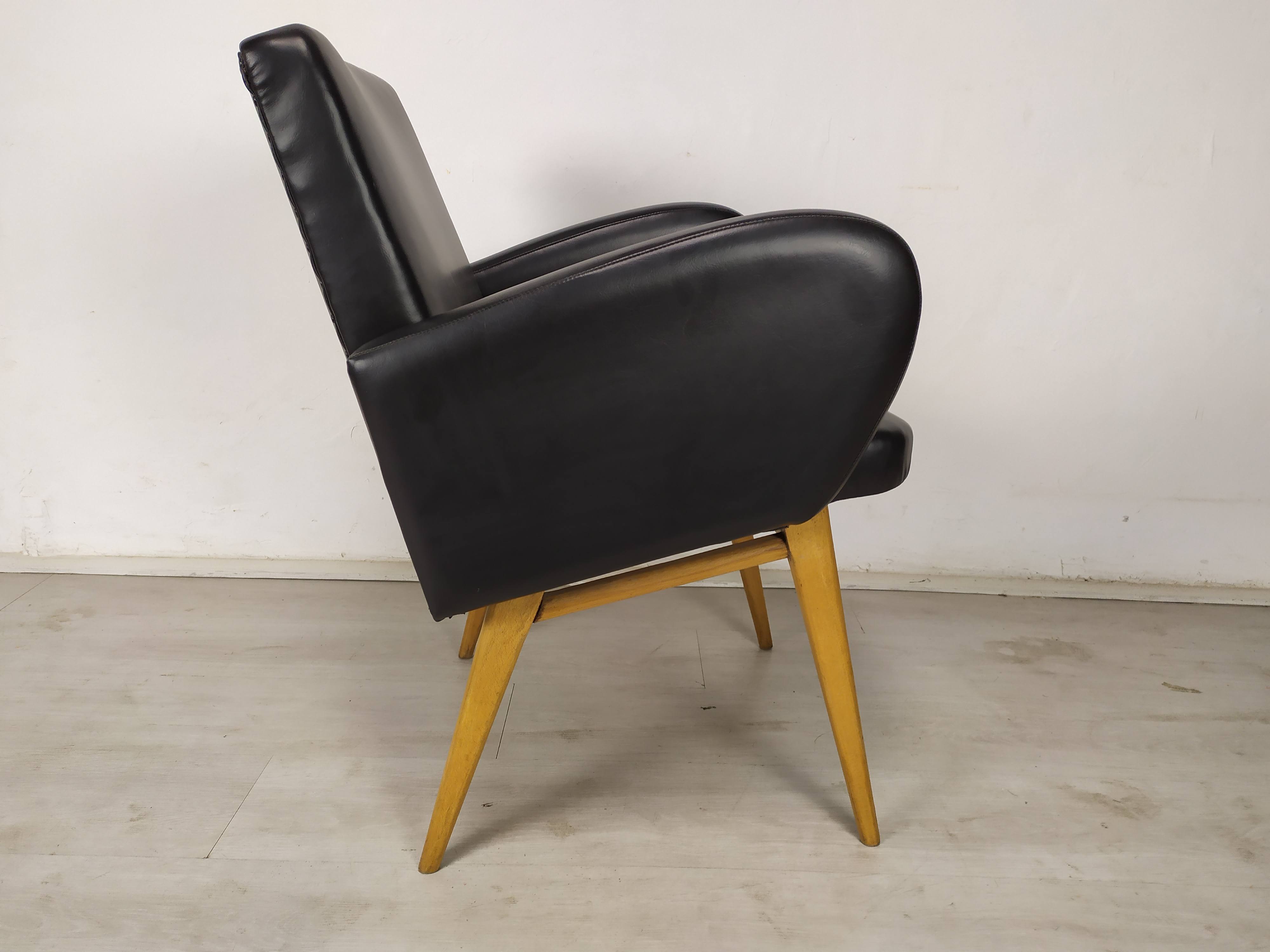 Vintage armchair skaï black