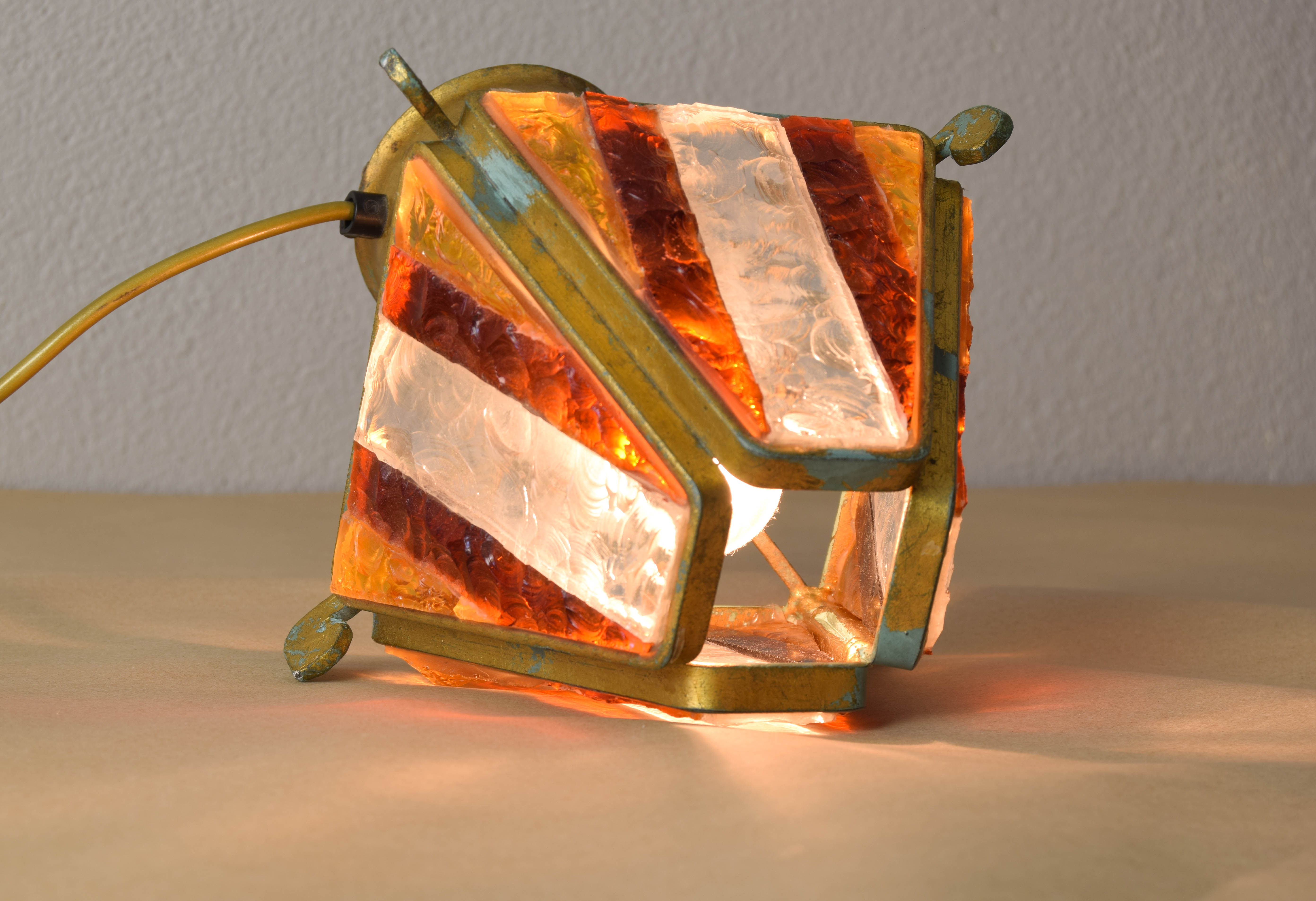 Brutalist table lamp in metal and hammered murano by longobard italy