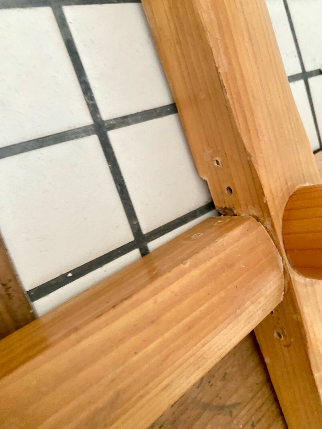 Porte manteaux en pin 80's