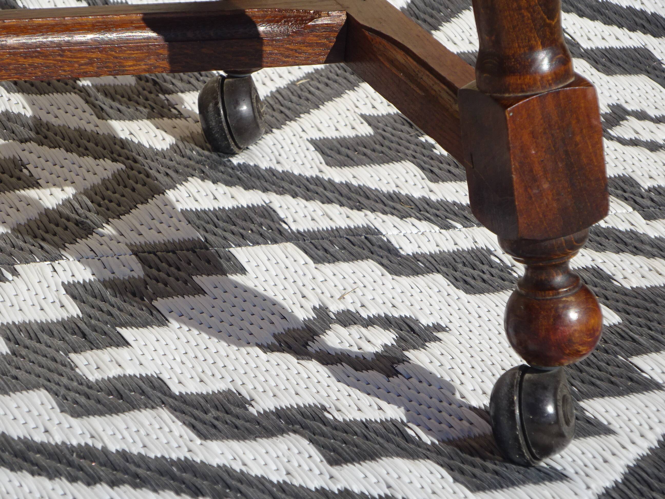 Dough table on wheels