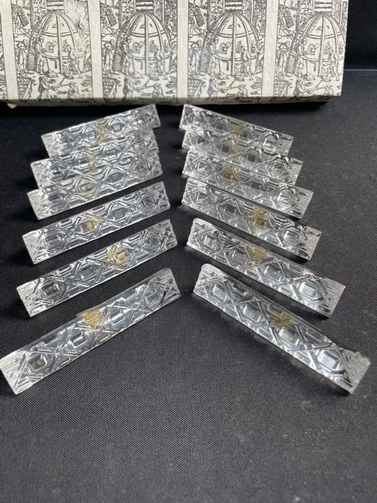 Box of 12 knife holders crystal cut XXe