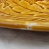 Assiettes en barbotine Gien