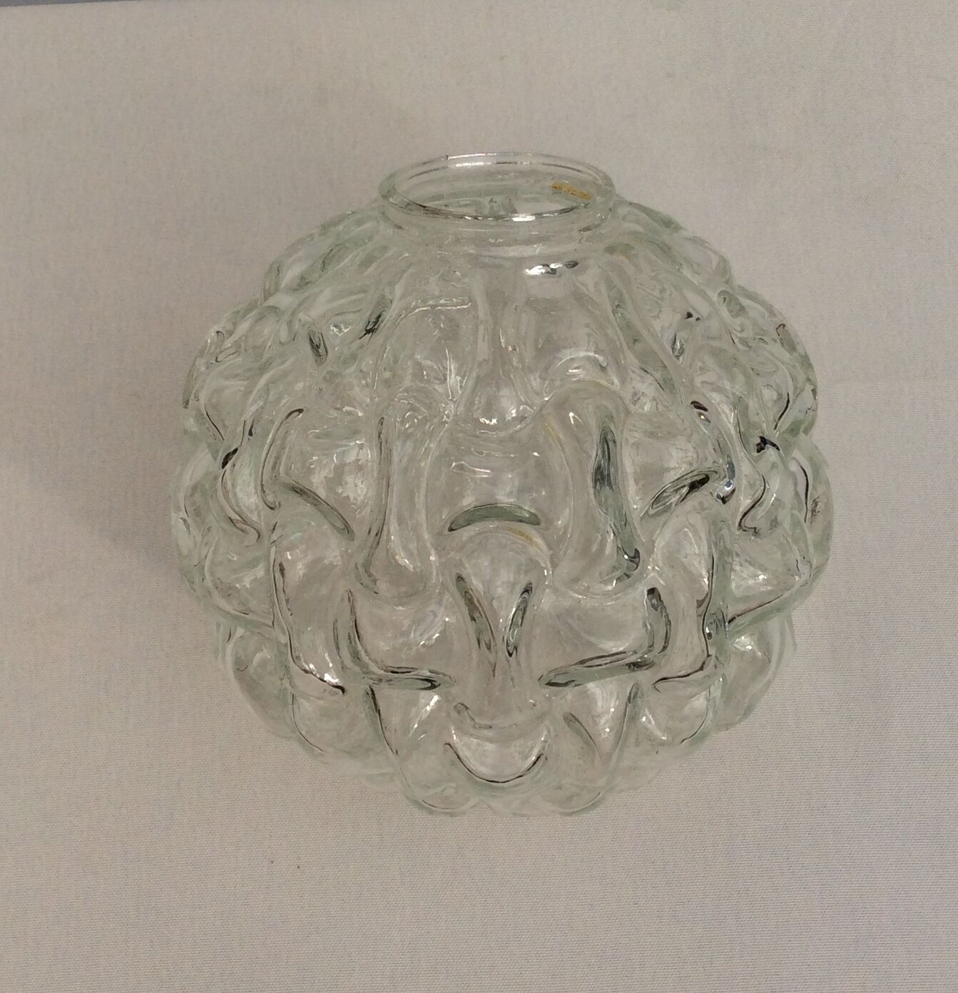 Lot 4 globe tulips in pressed glasses