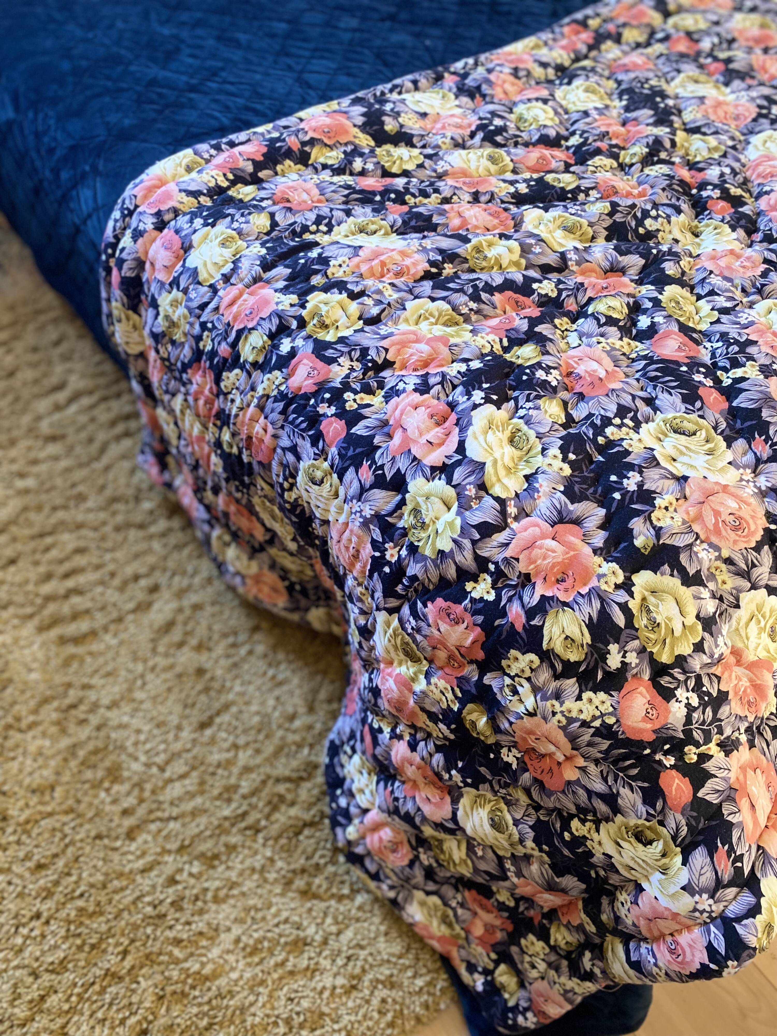 Bedspread - Vintage quilt