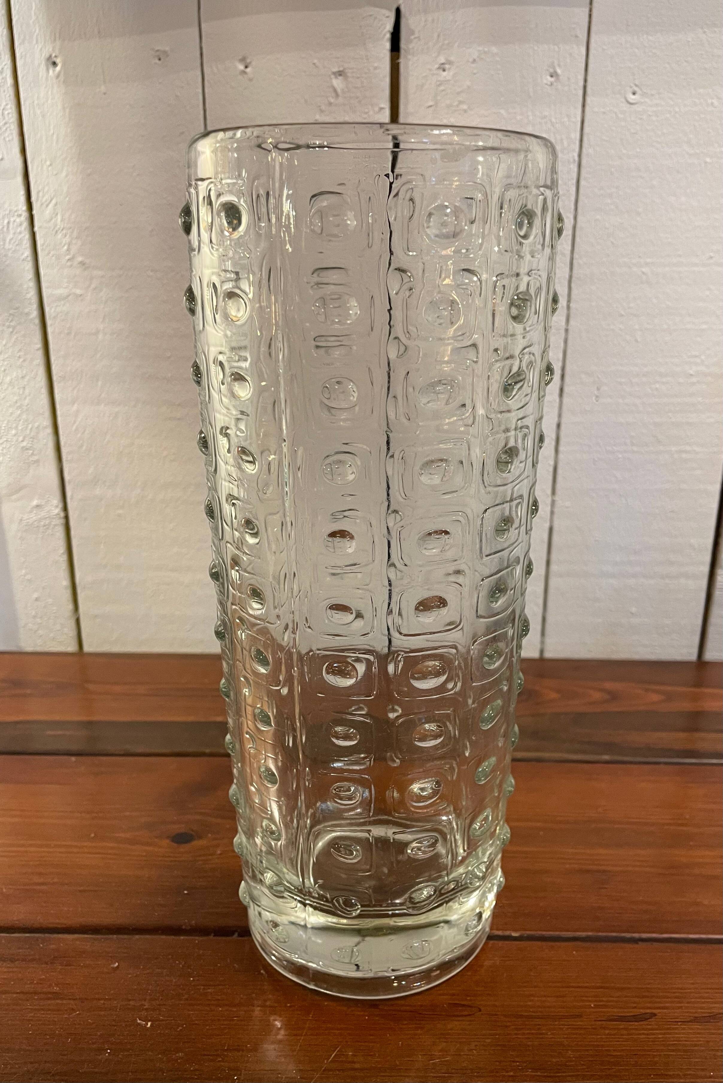 Cylindrical glass vase
