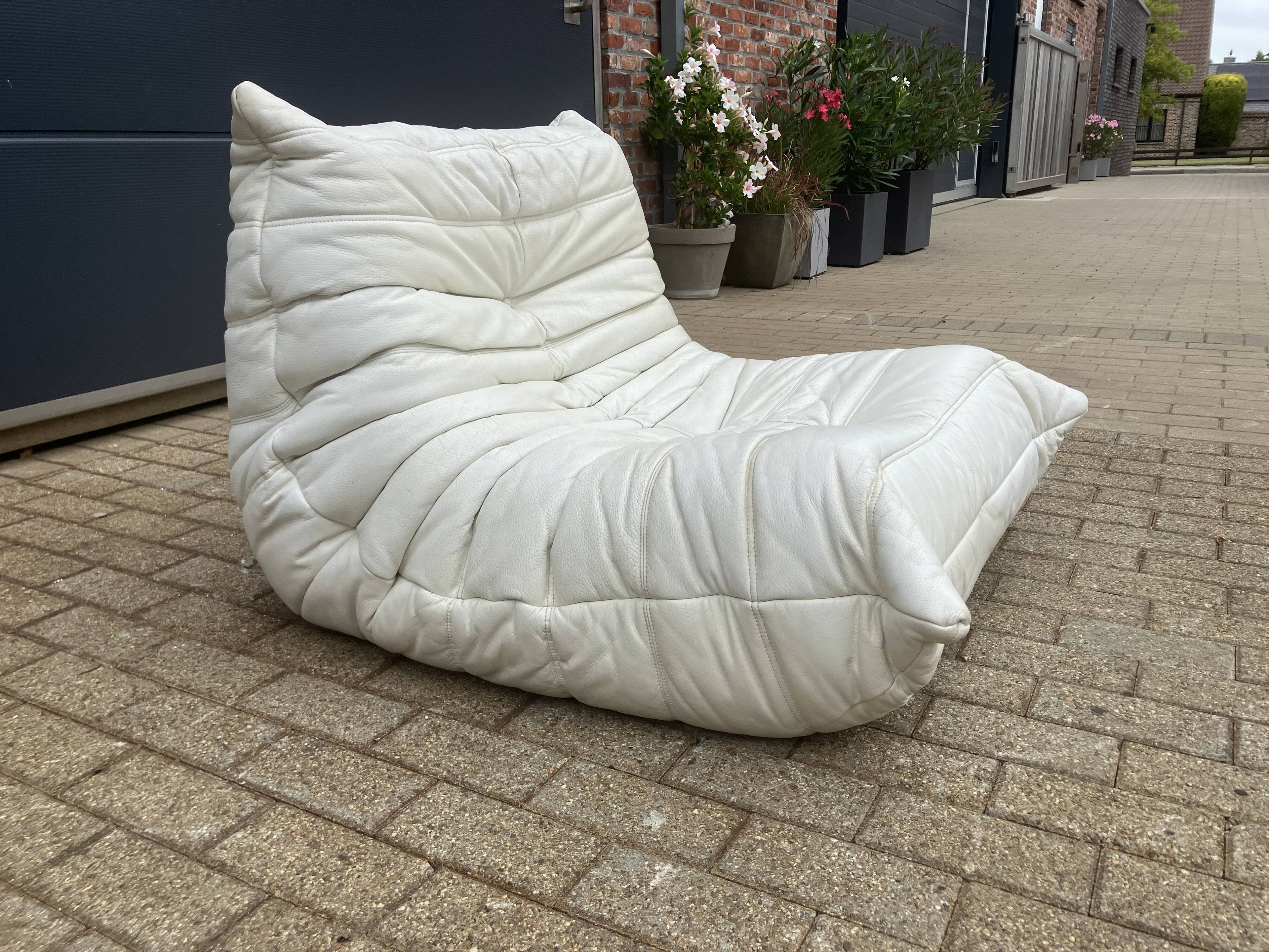 100% authentic Ligne Roset Togo 1-seater light beige leather '87