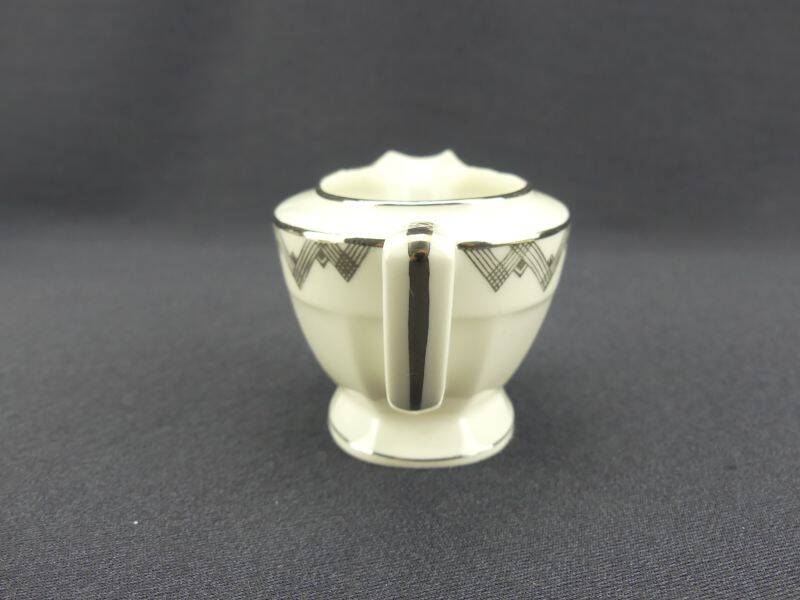 Art Deco tête-à-tête in Limoges porcelain by Legrand