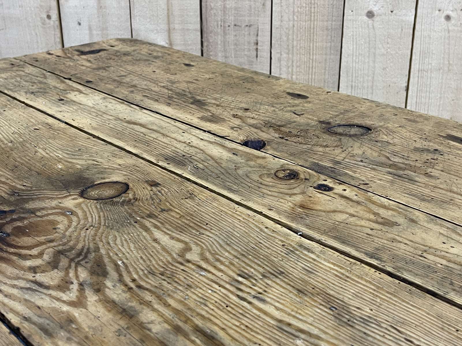 Coffee table in fir early XXth