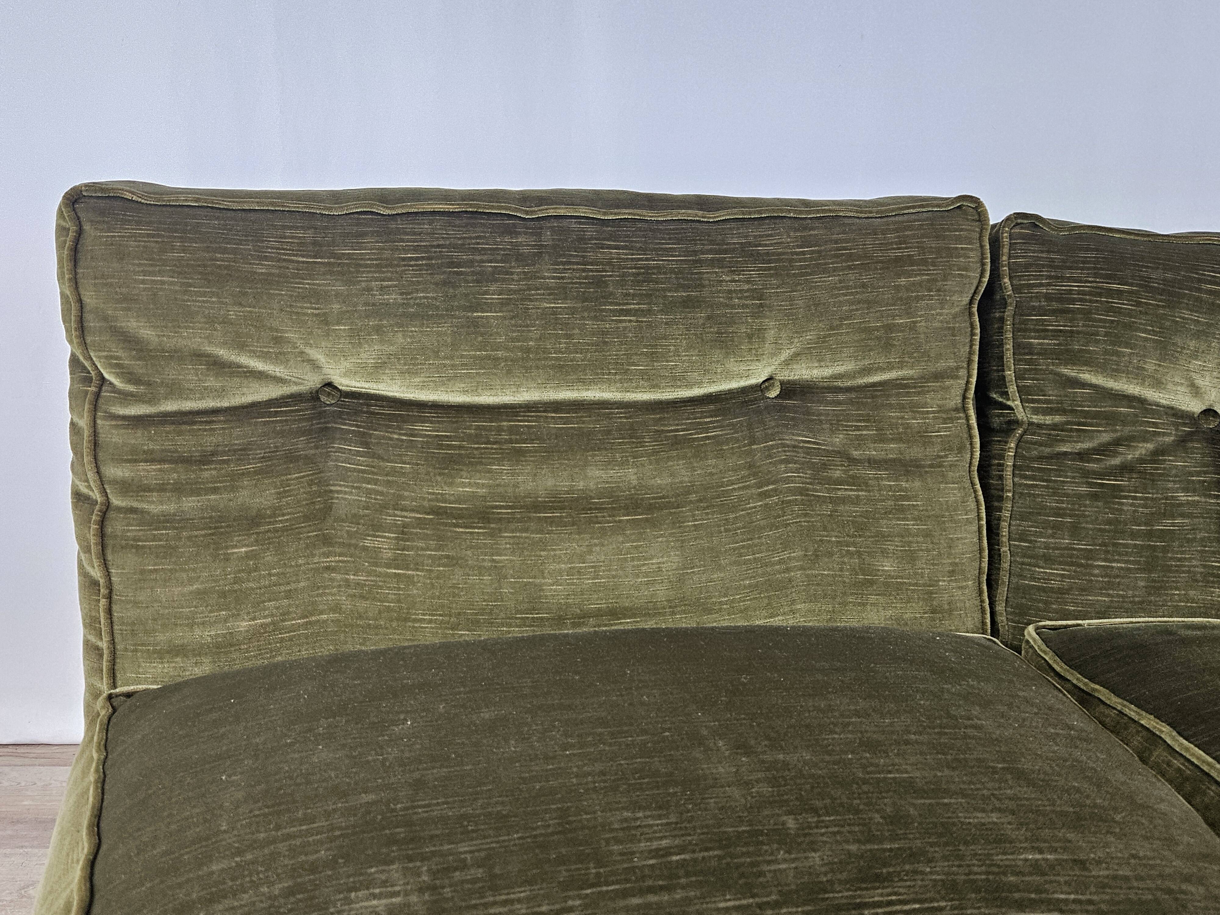 70s corner sofa in green fabric