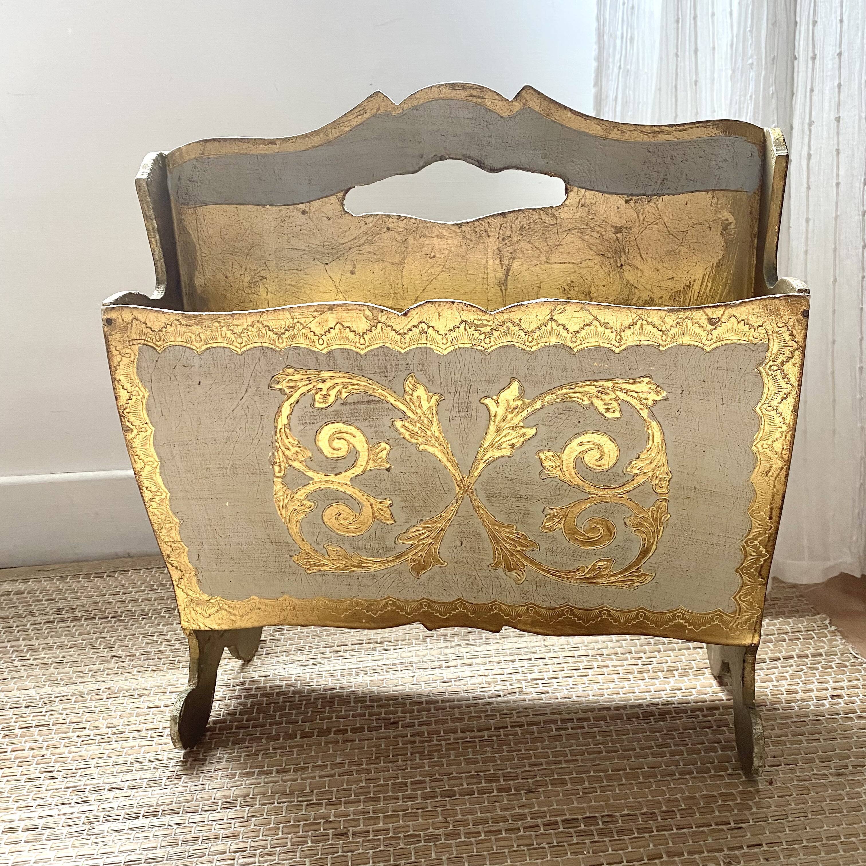 Porte revue vintage florentin blanc et or