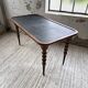 Table drapière en noyer, 1900