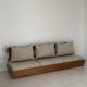 Banquette murale brutaliste