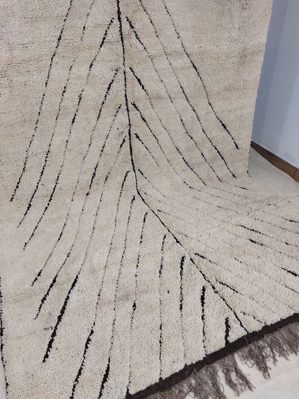 Moroccan berbere carpet 314x205cm