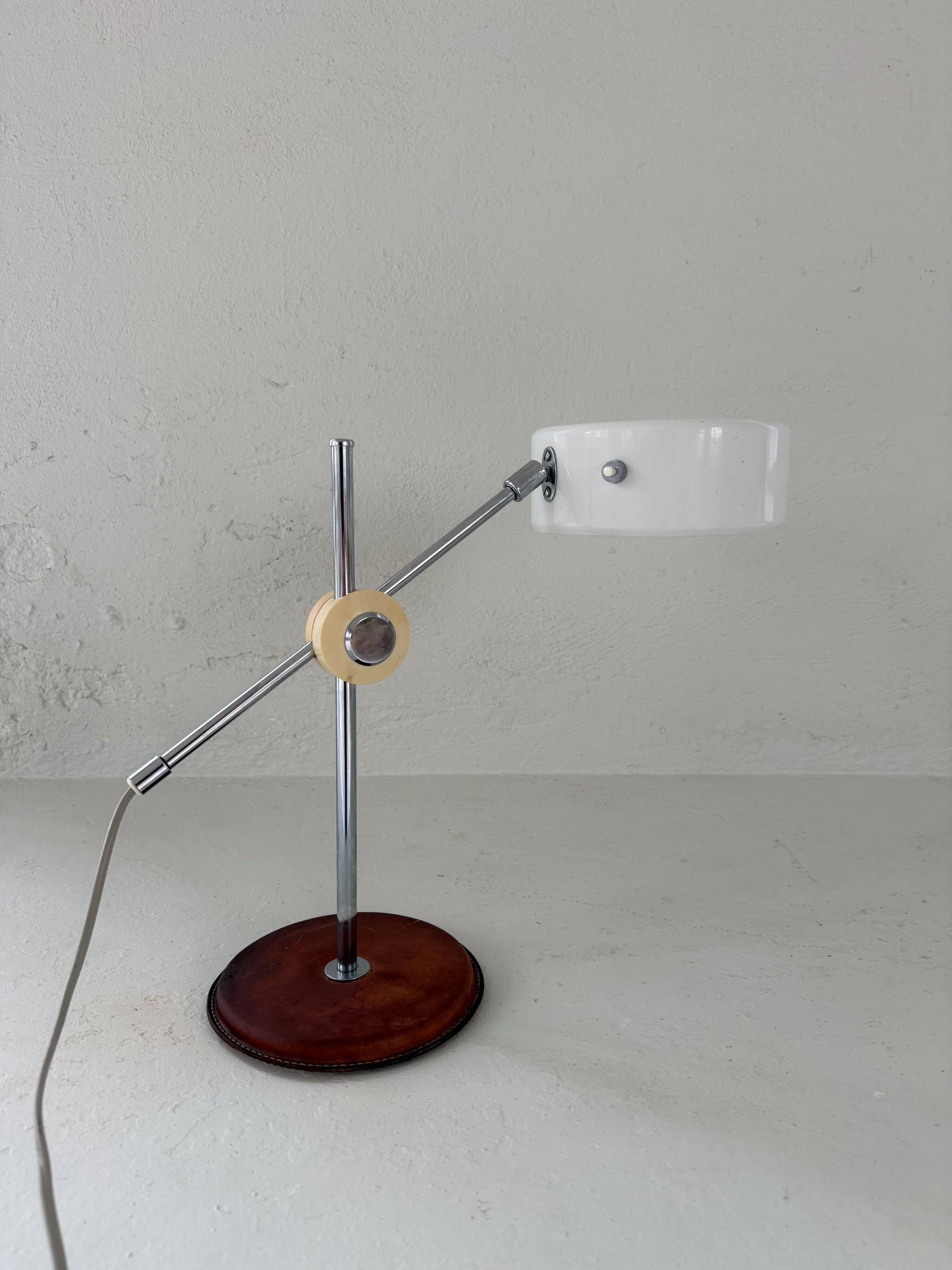 Vintage Midcentury desk lamp in brown leather and chrome Atelje Lyktan, Sweden