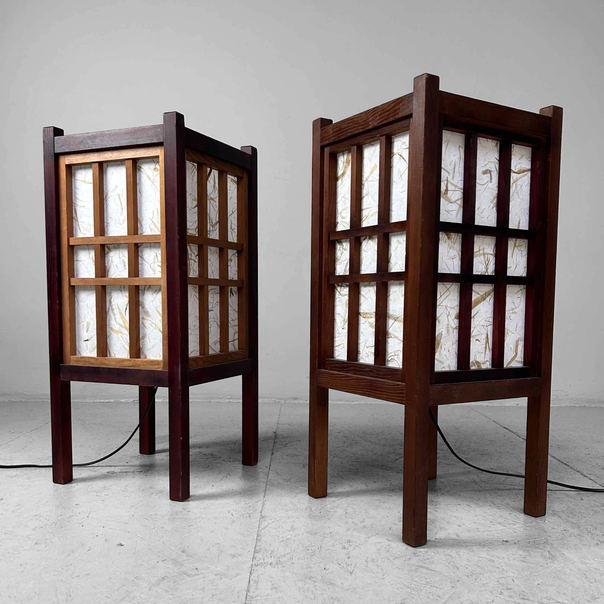 Pair of japanese antique shoji floor lamps (障子ランプ), taishō-era [大正]