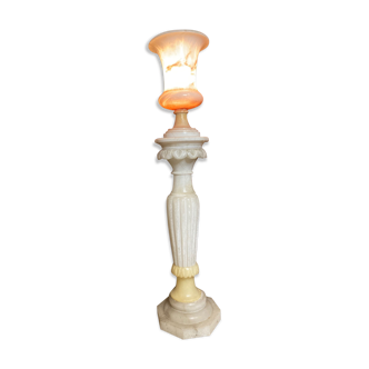 Ensemble lampe sur colonne albâtre vase Médicis XXème